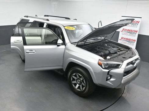 Used 2024 Toyota 4Runner TRD Off-Road Premium AWD/4WD image 39