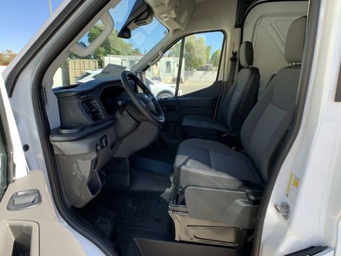 New 2026 Ford Transit 250 148 Medium Roof image 20