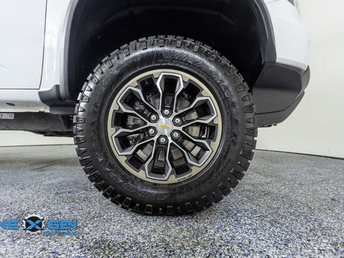 Used 2022 Chevrolet Colorado ZR2 image 43