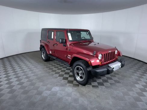 Used 2012 Jeep Wrangler Unlimited Sahara w/ Connectivity Group image 2