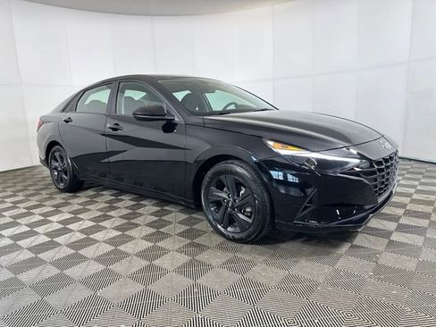 Used 2023 Hyundai Elantra Blue w/ Preferred Accessory Package image 2