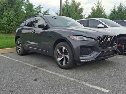 Used 2025 Jaguar F-PACE R-Dynamic S AWD/4WD image 4