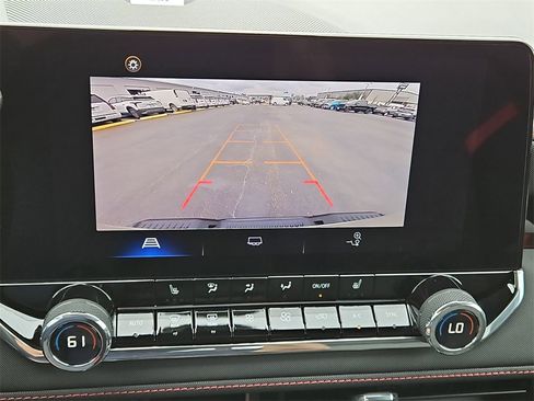 Used 2023 Chevrolet Colorado Z71 w/ Z71 Convenience Package 2 image 15