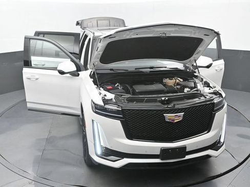 Used 2023 Cadillac Escalade ESV Sport AWD/4WD image 36