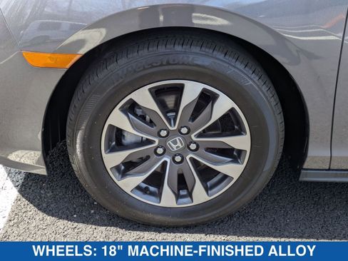 Used 2024 Honda Odyssey EX-L image 11