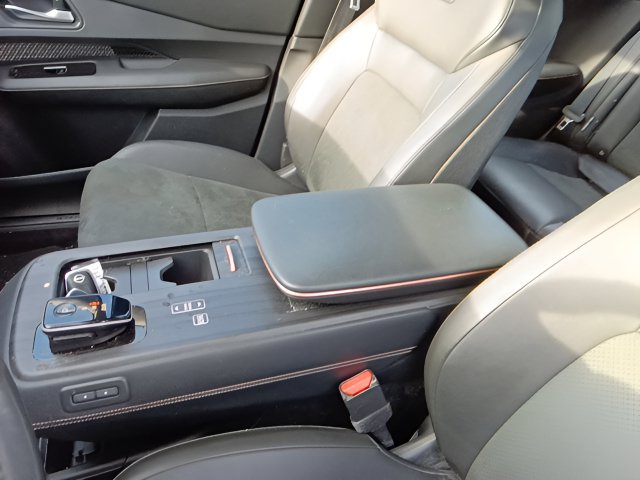 Certified 2024 Nissan Ariya AWD image 11