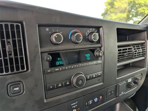 New 2024 Chevrolet Express 3500 w/ Power Convenience Package image 21