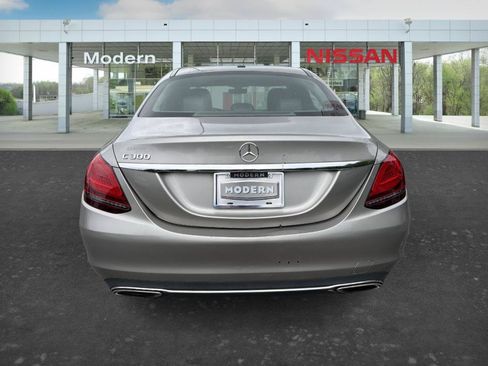 Used 2019 Mercedes-Benz C 300 Sedan w/ Premium Package image 4