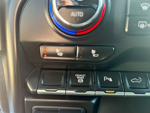 Used 2021 Chevrolet Silverado 2500 LT w/ Z71 Sport Edition image 20