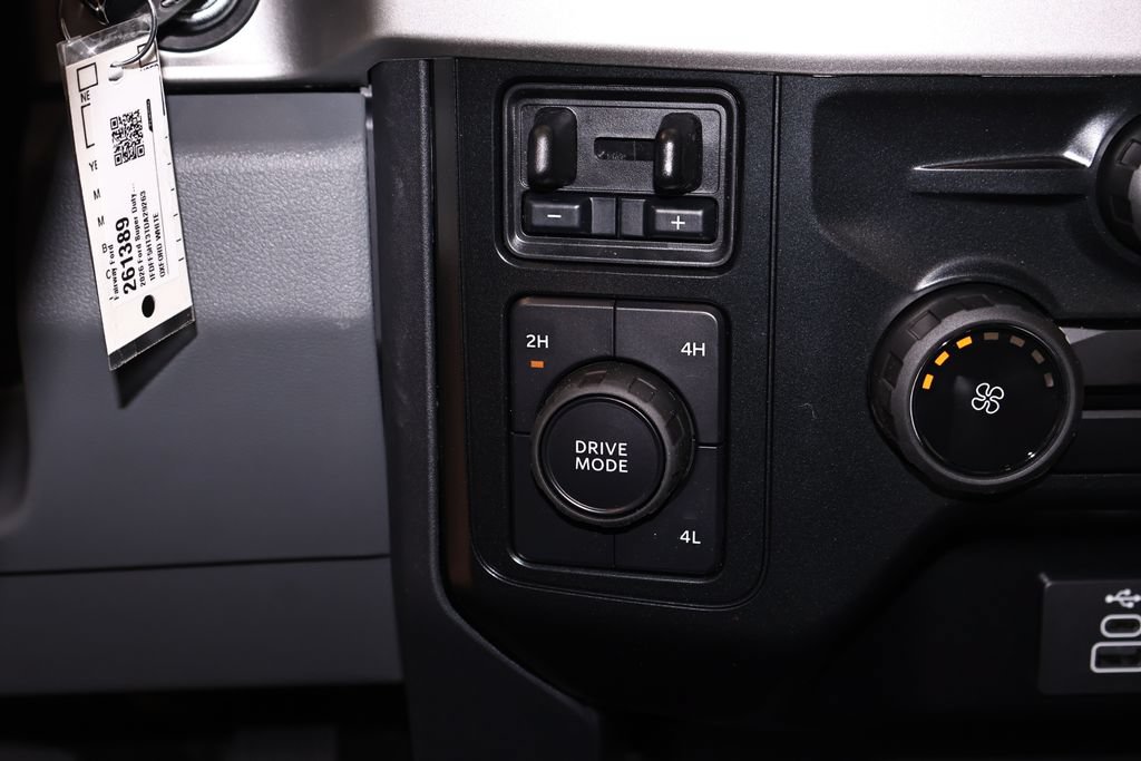 New 2026 Ford F550 4x4 Regular Cab Super Duty image 17