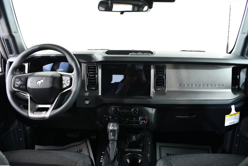 New 2026 Ford Bronco 4-Door AWD/4WD image 7
