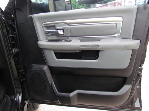 Used 2018 RAM 3500 Big Horn AWD/4WD image 18