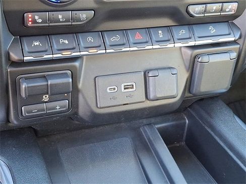 Used 2020 Chevrolet Silverado 1500 LTZ w/ LTZ Premium Package image 12