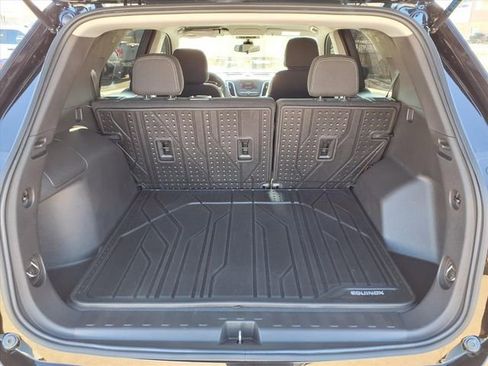 Used 2024 Chevrolet Equinox LS w/ LS Convenience Package FWD image 10
