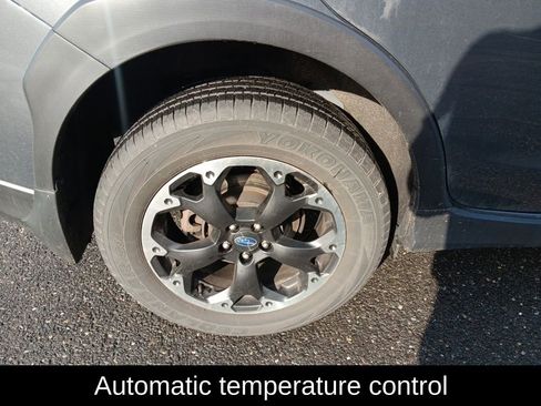 Used 2023 Subaru Crosstrek 2.0i Premium image 10