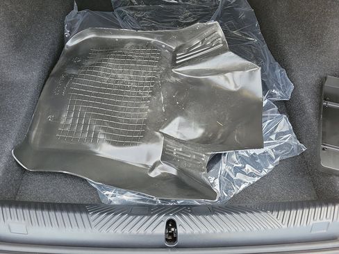 New 2026 BMW 530i RWD image 8