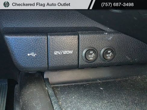 Used 2021 Toyota Camry LE FWD image 16