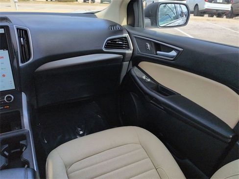 Certified 2023 Ford Edge SE image 17