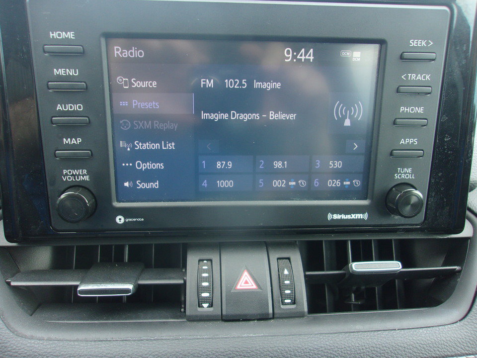 Used 2021 Toyota RAV4 XLE Premium AWD/4WD image 20