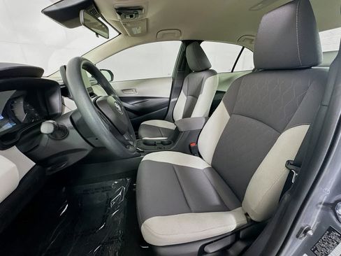 Used 2024 Toyota Corolla LE FWD image 12