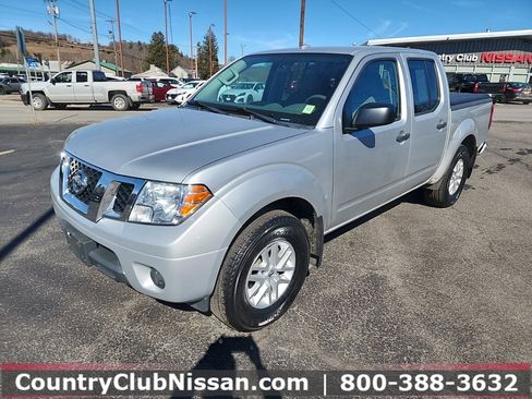 Used 2018 Nissan Frontier SV image 4