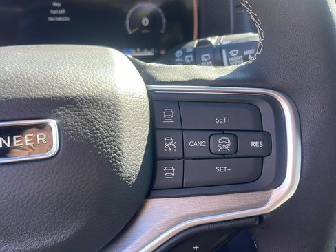 New 2026 Jeep Grand Wagoneer Limited AWD/4WD image 17