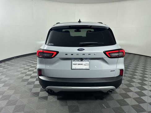 Used 2025 Ford Escape SE w/ PHEV Premium Package FWD image 6
