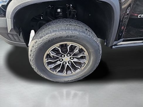 Used 2020 Chevrolet Colorado ZR2 image 13