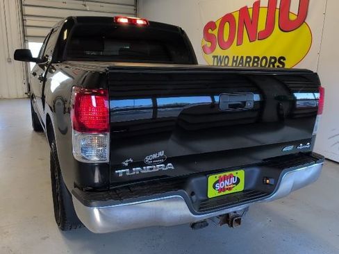 Used 2011 Toyota Tundra 4x4 CrewMax w/ SR5 Pkg image 34