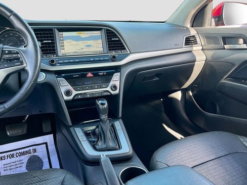 Used 2017 Hyundai Elantra Limited w/ Limited Tech Package 08 FWD image 24