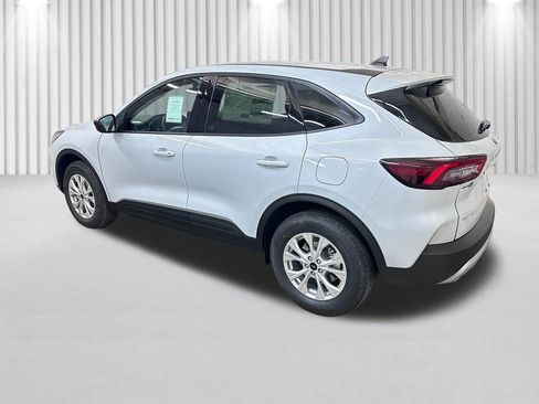 New 2026 Ford Escape Active w/ Cold Weather Package AWD/4WD image 7