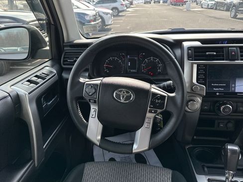 Used 2020 Toyota 4Runner SR5 image 26