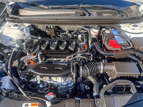 Certified 2025 Honda Accord SE image 14