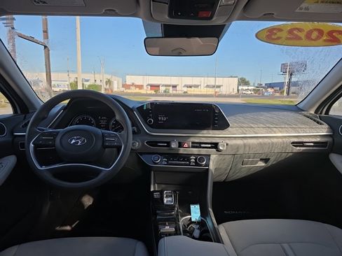 Used 2023 Hyundai Sonata SEL w/ Cargo Package image 16