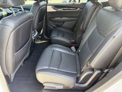 Used 2020 Cadillac XT6 Premium Luxury image 13