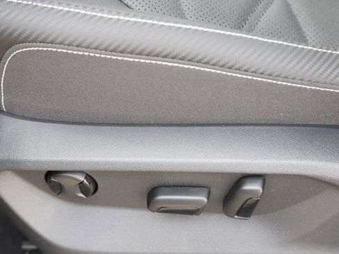 New 2026 Volkswagen Atlas Cross Sport SE image 14