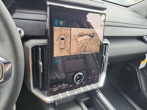New 2026 GMC Acadia Elevation w/ Elevation Premium Package FWD image 14