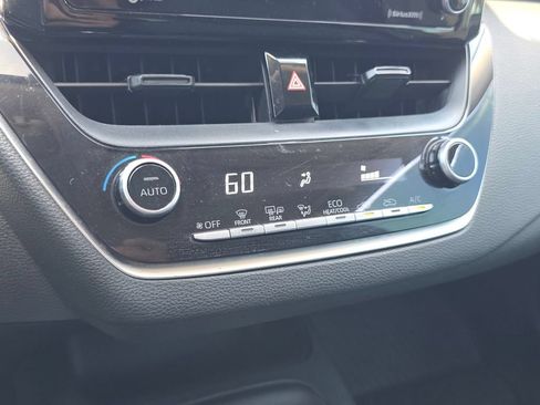 Used 2021 Toyota Corolla LE FWD image 27