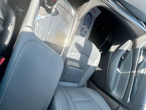 Used 2020 Buick Enclave Premium w/ Sun and Sites Package AWD/4WD image 20