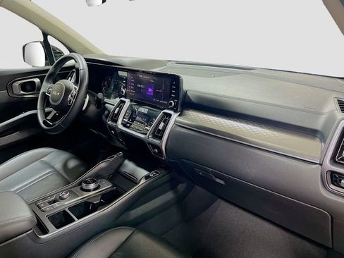 Used 2022 Kia Sorento S FWD image 31