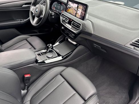 Used 2024 BMW X4 xDrive30i w/ Premium Package image 32