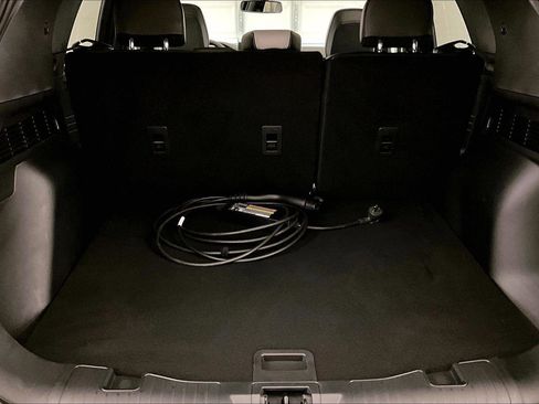 Used 2025 Ford Escape SE w/ PHEV Premium Package image 33