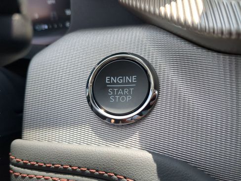 New 2025 Ford Explorer Active w/ Active Comfort Package image 65