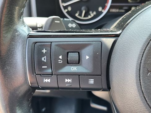 Certified 2023 Nissan Rogue SV w/ SV Premium B Package AWD/4WD image 23