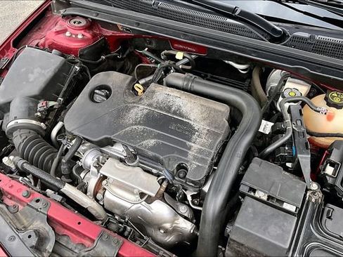 Used 2018 Chevrolet Malibu LT FWD image 29