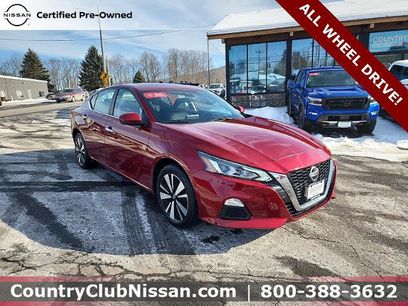 Certified 2022 Nissan Altima 2.5 SV w/ SV Premium Package