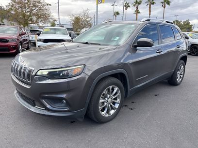 Used 2020 Jeep Cherokee Latitude Plus w/ Comfort/Convenience Group