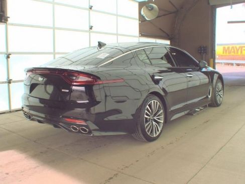 Used 2018 Kia Stinger Premium image 6
