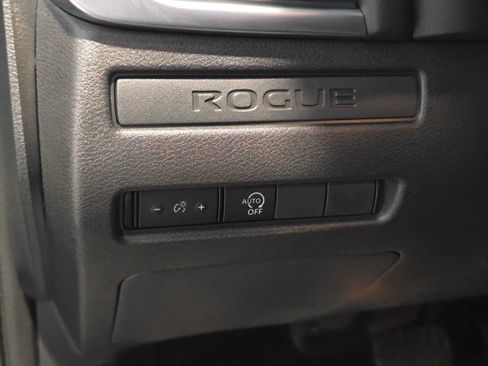 Used 2023 Nissan Rogue S AWD/4WD image 23