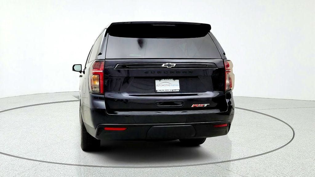 Used 2023 Chevrolet Suburban RST w/ Luxury Package AWD/4WD image 6